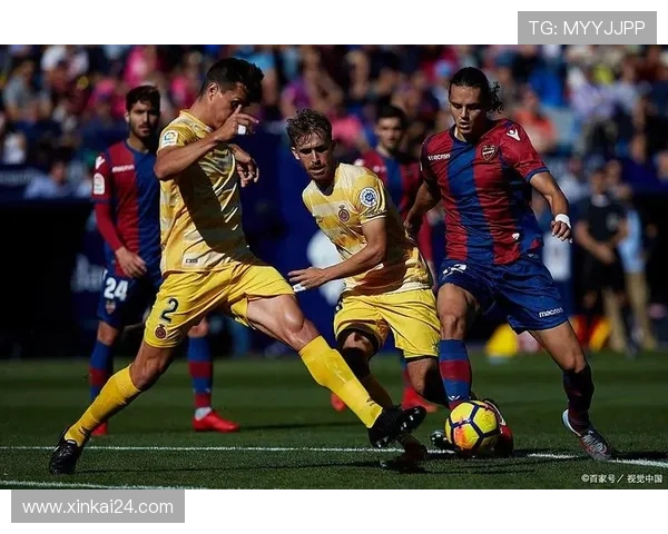 首轮冷门层出不穷 升班马逆袭豪门球队改变西甲传统格局 首轮冷门层出不穷 升班马逆袭豪门球队改变西甲传统格局